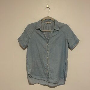 Madewell Women’s Size XS Denim Chambray Blue Button-Up Shirt